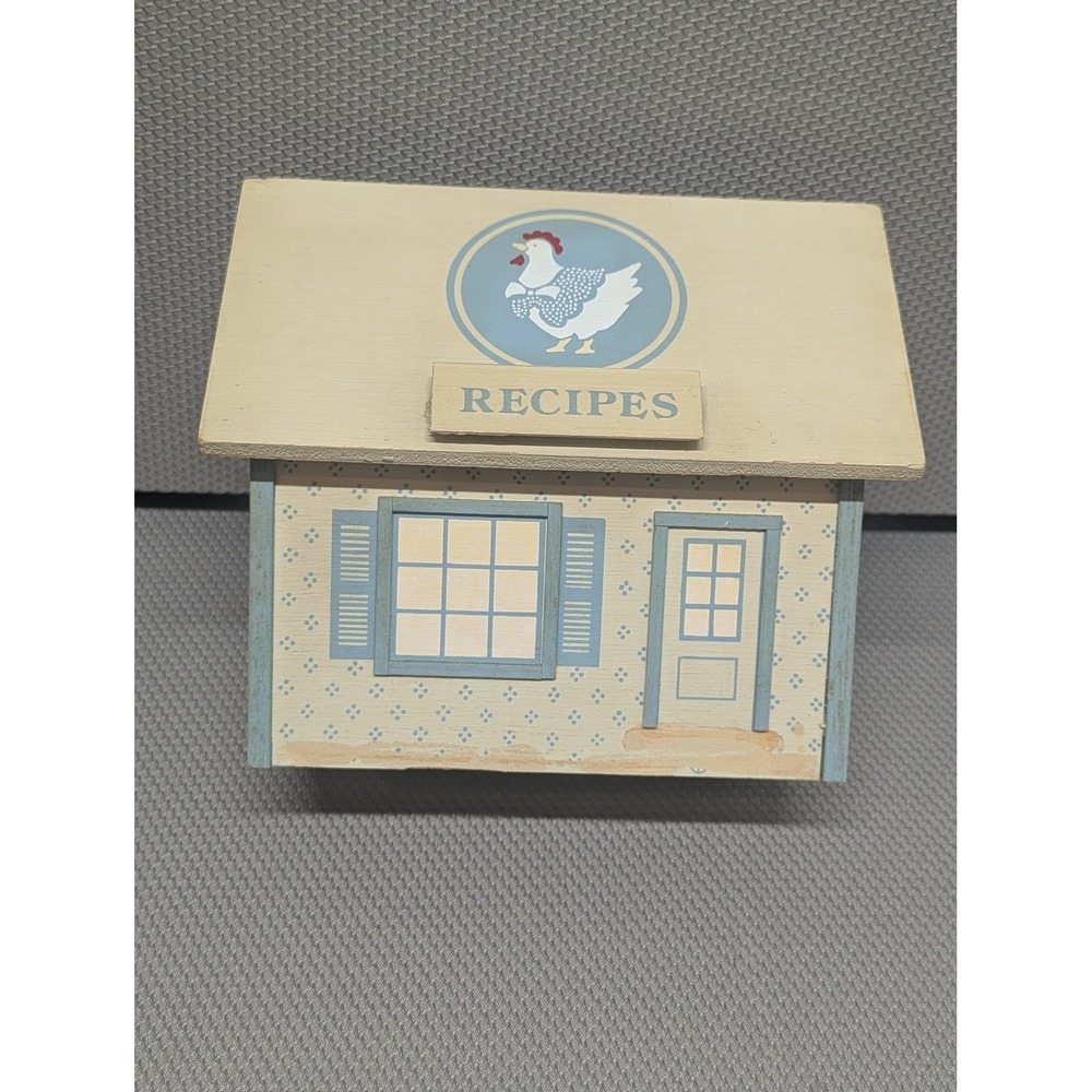 VTG Pine Creek Collection Wooden Recipe Box Cottage House Chicken Farmhouse Blue